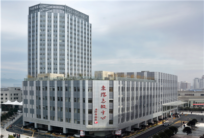 ����������ҽԺҽ���ۺϴ�¥