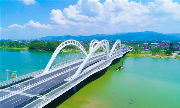 ��֧������ͨ������ (2).jpg